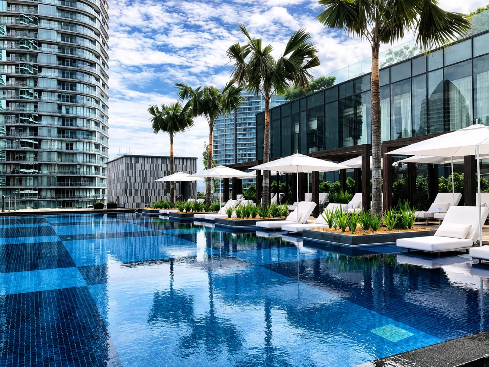 Swimming pool at the Four Seasons Kuala Lumpur